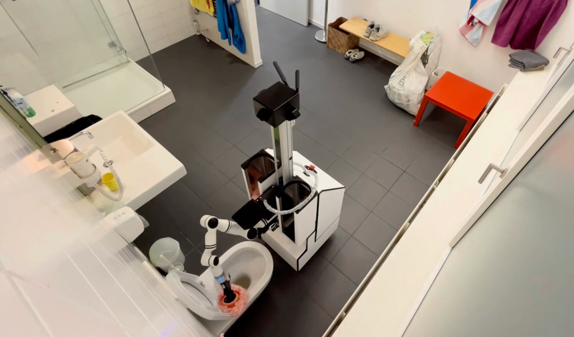 Commercial Toilet Cleaning